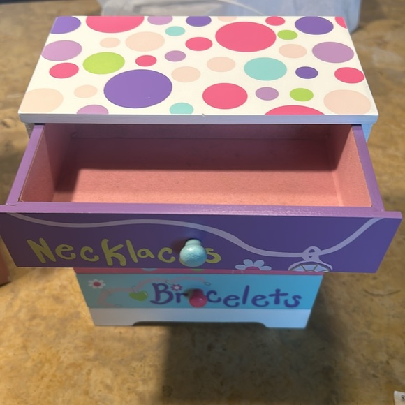 Kids Jewelry Box - Picture 2 of 8